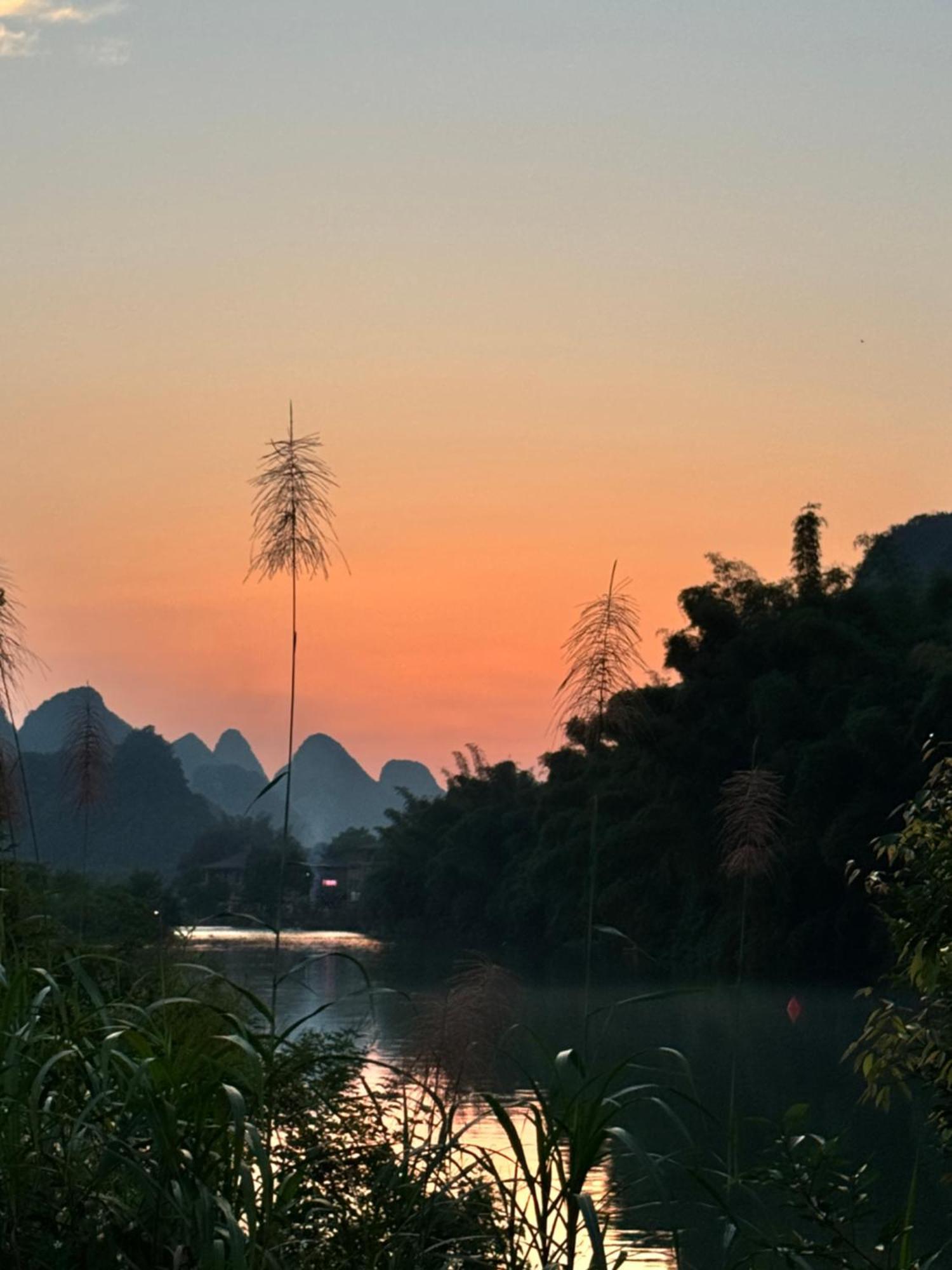 Yangshuo Hillside Homestay Luaran gambar